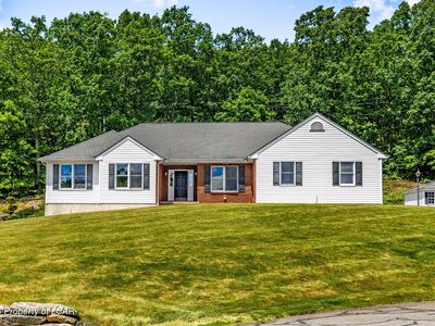 Property at 14 Autumn Fern Ct, Drums, PA
