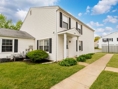 1261 Prairie Ave Unit B