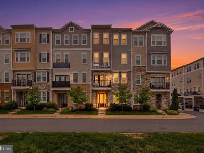 42045 Berkley Hill Ter