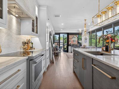 106 W Vine St #403