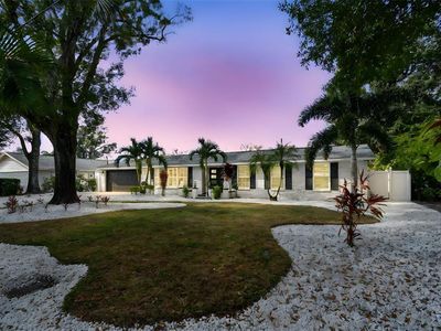 4918 N River Shore Dr