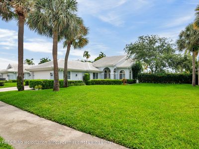 2402 Saratoga Bay Dr