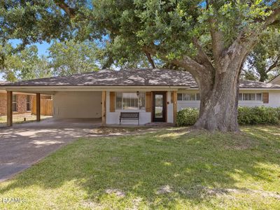207 Genevieve Dr