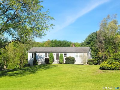 25 Mohegan Drive