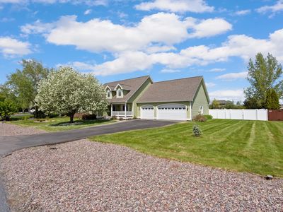 107 W Bowman Dr