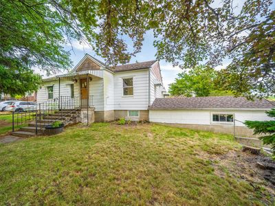 209 S McNeil Ave
