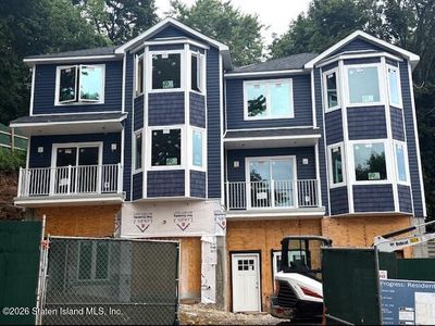 25 Van Tuyl St