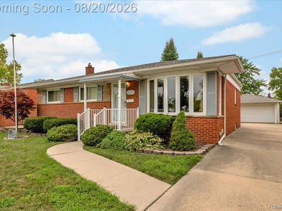 1952 Lakeview St