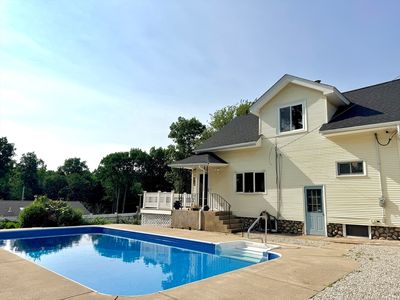 Property at 22 Pelican Ave, Worcester, MA