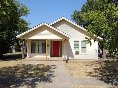 Property at 802 S Anson St, Stamford, TX