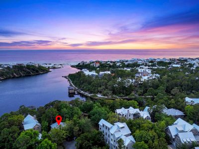 4 Dock Trail Ln