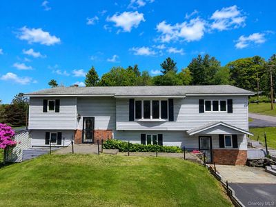 1 Wood Avenue #5