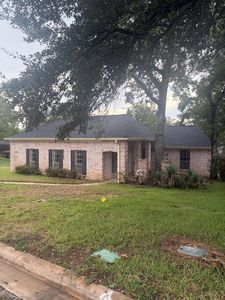 1454 Pleasant Valley Dr