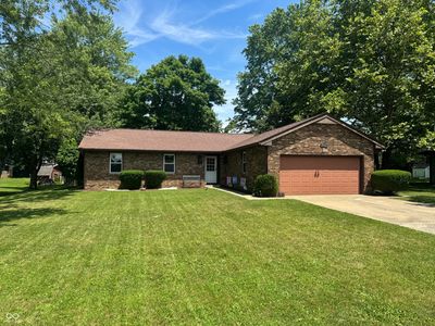 2392 W Robbie St