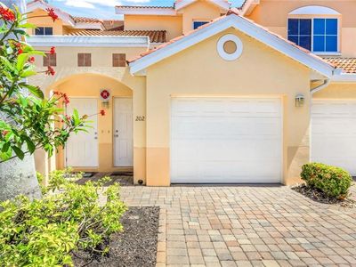 28600 Carriage Home Dr UNIT 202