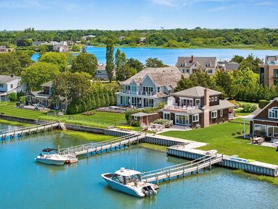7 Middle Pond Ln