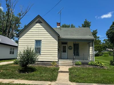 607 W Elm St