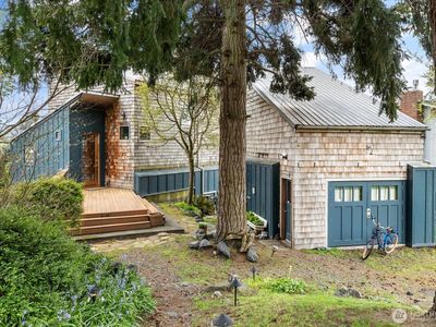 1060 Halsey Drive