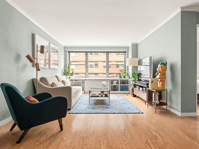 10 W 15th St APT 1021
