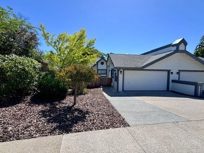 1205 Saddle Ct