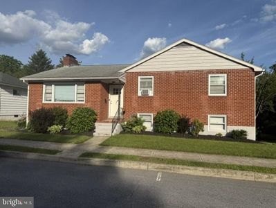 918 Guilford Ave