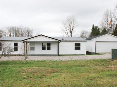 3697 Country Squire Blvd