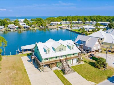 310 Cavalier Cir