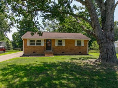 36 Woodbury Forrest Dr