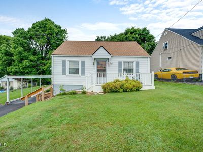 156 Kingsley Ave
