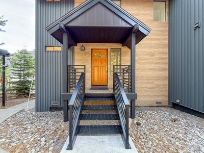 1560 Olympic Valley Rd #14