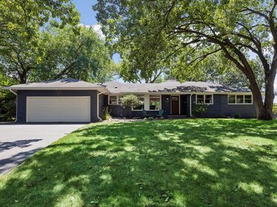 8201 Westwood Hills Curv