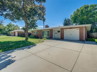 3105 Ash Ave