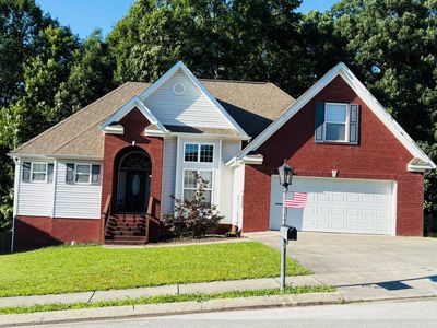 8035 Squirrel Wood Ct