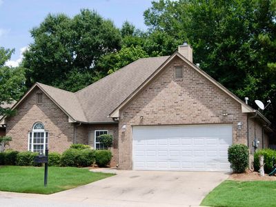 396 Holland Lakes Dr S
