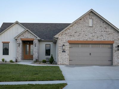 2705 Artisan Dr
