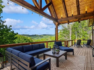 750 W Silver Springs Drive
