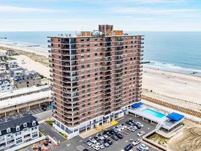 9100 Beach APT 306