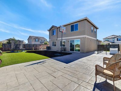 8285 Courage Dr