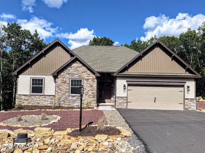 9 Tulip Tree Ln