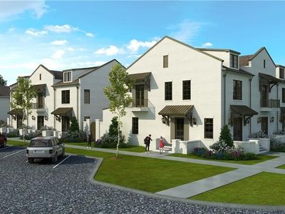 2207 Paul W Bryant Dr