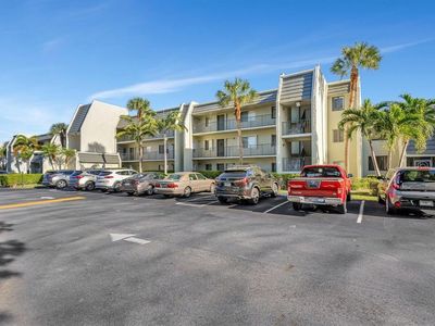 4100 Tivoli Court #304