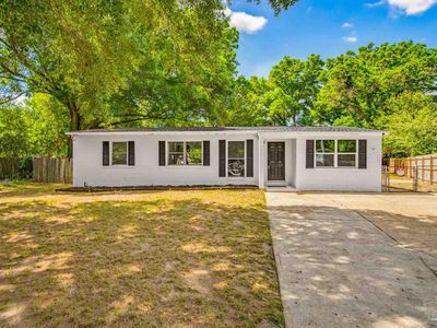 5535 Mayfair Cir