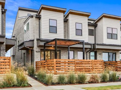 1414 Azalea Dr