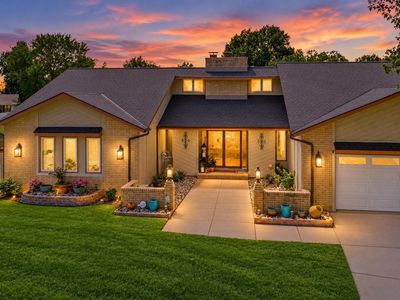 1709 N Amarado Ct