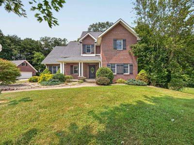 311 Pinewood Dr