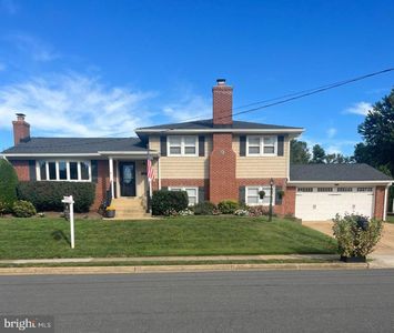 1000 Westwood Dr NE