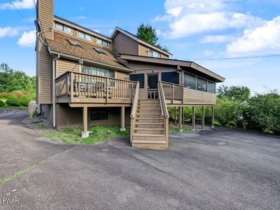 10 Crestwood Ct