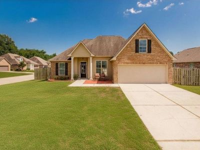 585 Ponderosa Dr