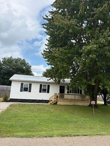 801 Heather Pl