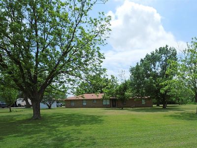 882 Farm Road 1537